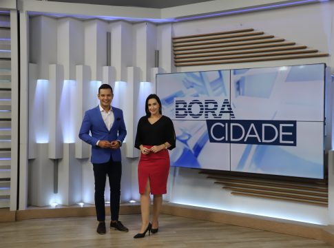 Agenor Santos e Daiane Balbinot, apresentadores do programa Bora Cidade, da RBATV. Foto: Octavio Cardoso/Diário do Pará
