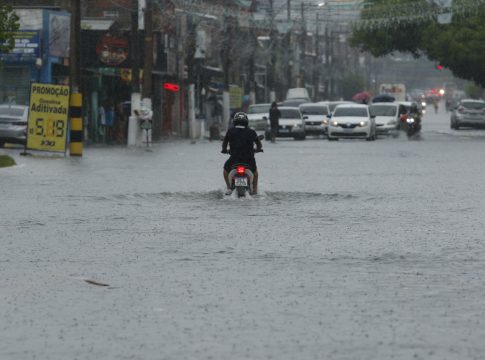 Segundo o órgão, o aviso segue até esta quinta-feira (4), com possibilidade de se estender pelos próximos dias.Foto: Mauro Ângelo/ Diário do Pará.