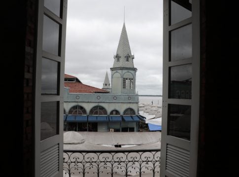 O Complexo Ver-o-Peso também entra no bolo, com obra de revitalização que contemplará as áreas das feiras hortifruti, setor de alimentação, vendas, utensílios, estacionamento, além do Mercado de Peixe, do Mercado de Carne Francisco Bolonha, Pedra do Peixe e todo o entorno, incluindo a Feira do Açaí.. Foto Celso Rodrigues/ diário do Pará.