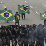 Celebre o aniversário do ataque golpista com cerimônias no Palácio do Planalto e atos de militância de esquerda na praça dos Três Poderes.