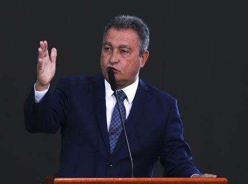 O ministro-chefe da Casa Civil, Rui Costa, se queixou do crédito rotativo a aposentados

FOTO: José Cruz/Agência Brasil