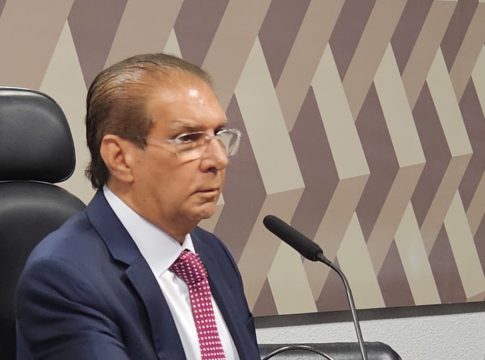 Jader reforça a necessidade de se priorizar os profissionais brasileiros

FOTO: divulgação