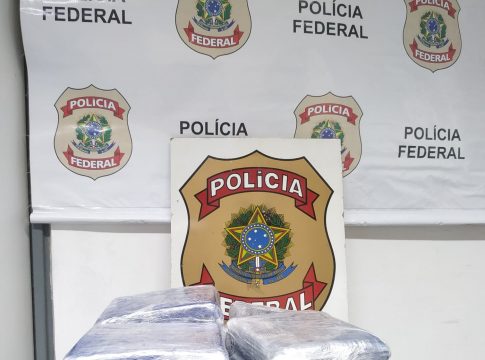 Uma operação conjunta entre Polícia Federal e Receita Federal resultou na prisão de uma pessoa com cerca de 12,4 quilos de supermaconha. Foto: PF/divulgaçãp