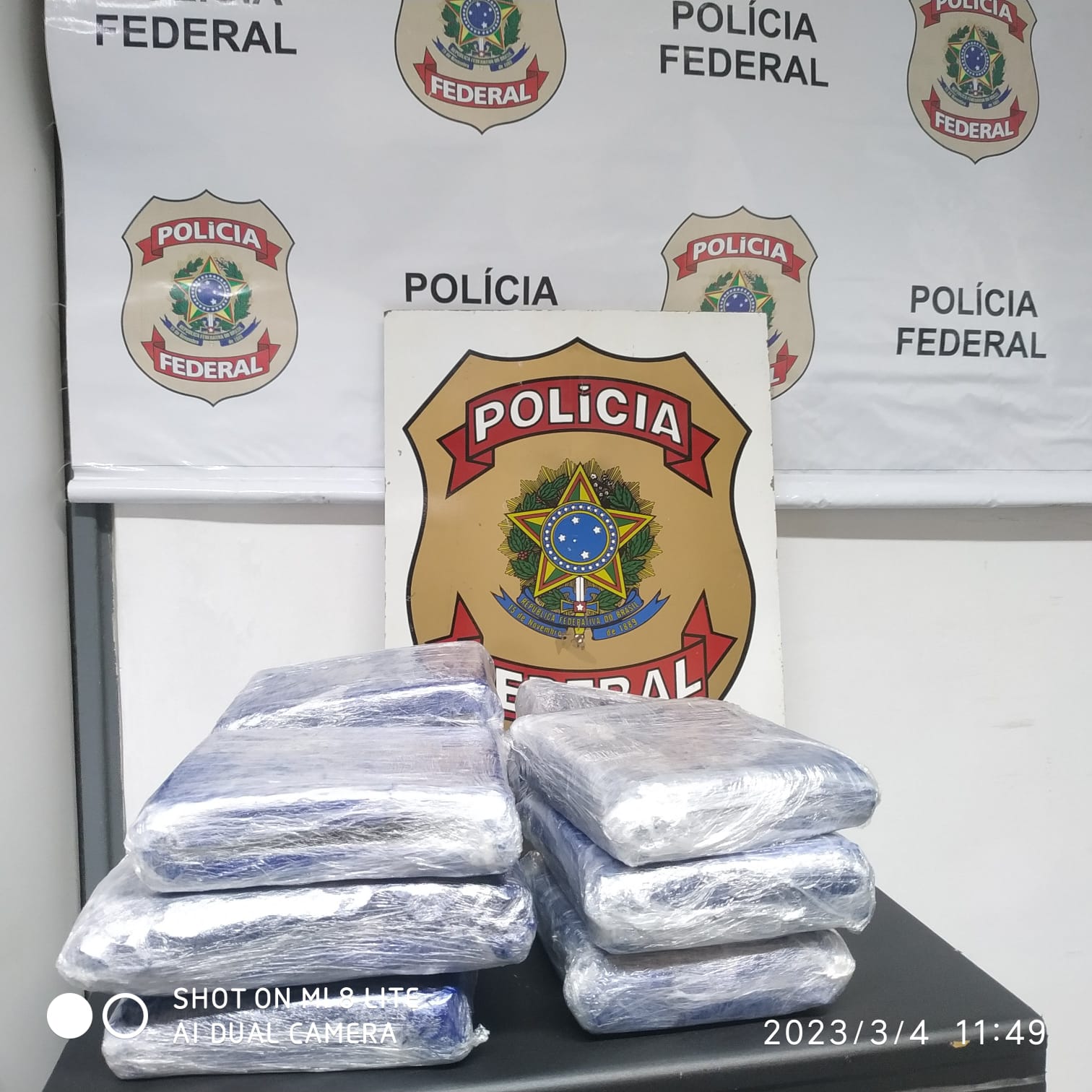 Uma operação conjunta entre Polícia Federal e Receita Federal resultou na prisão de uma pessoa com cerca de 12,4 quilos de supermaconha. Foto: PF/divulgaçãp