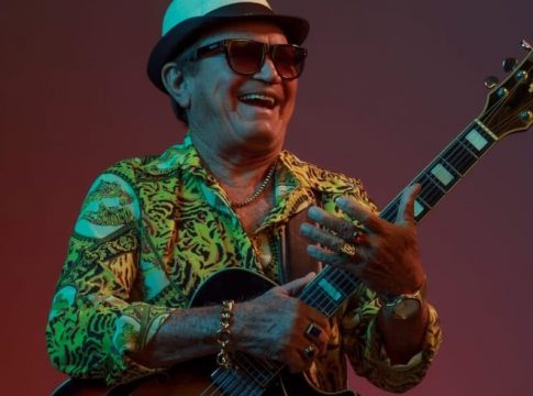 Completando 82 anos, Mestre Solano é autor de clássicos como “Americana” e um dos responsáveis pelo desenvolvimento da guitarrada como estilo musical

FOTO: PAULO E JULIA RODRIGUES / divulgação