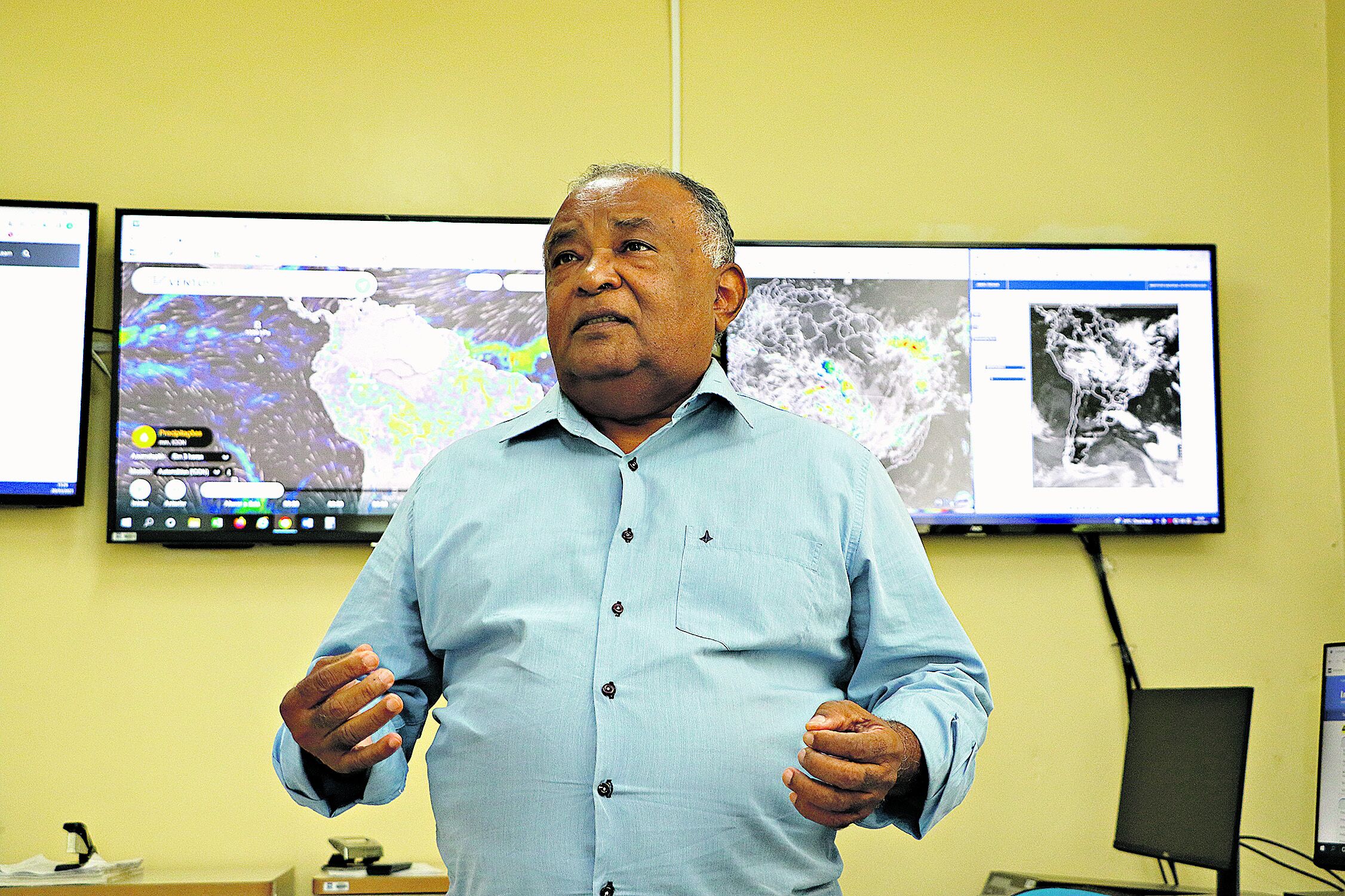 José Raimundo, do Inmet, diz que as nuvens carregadas estão posicionadas mais sobre a metrópole e as regiões litorâneas Foto: Wagner Almeida / Diário do Pará.