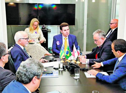 Edmilson se reuniu com o ministro das Cidades, Jader Filho.
FOTO: MARCELO CAMARÁ