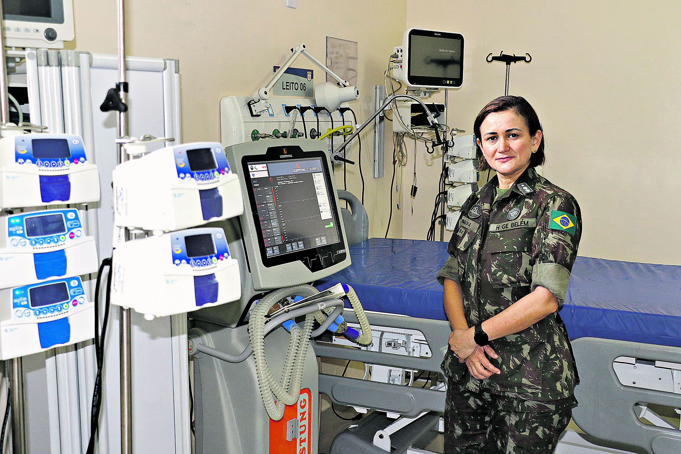 Natural de Abaetetuba, nordeste paraense, a Tenente-Coronel Médica Dinalva Ferreira da Costa do Carmo, tomou posse recentemente do cargo para comandar mais de 300 militares que atuam no espaço ligado à 8ª Região Militar. Foto: Celso Rodrigues/ Diário do Pará.