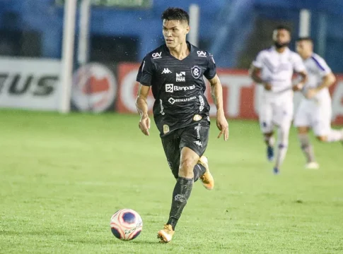 Lucas Tocantins jogou no Remo e é titular no Água Santa. Foto: Samara Miranda/Remo