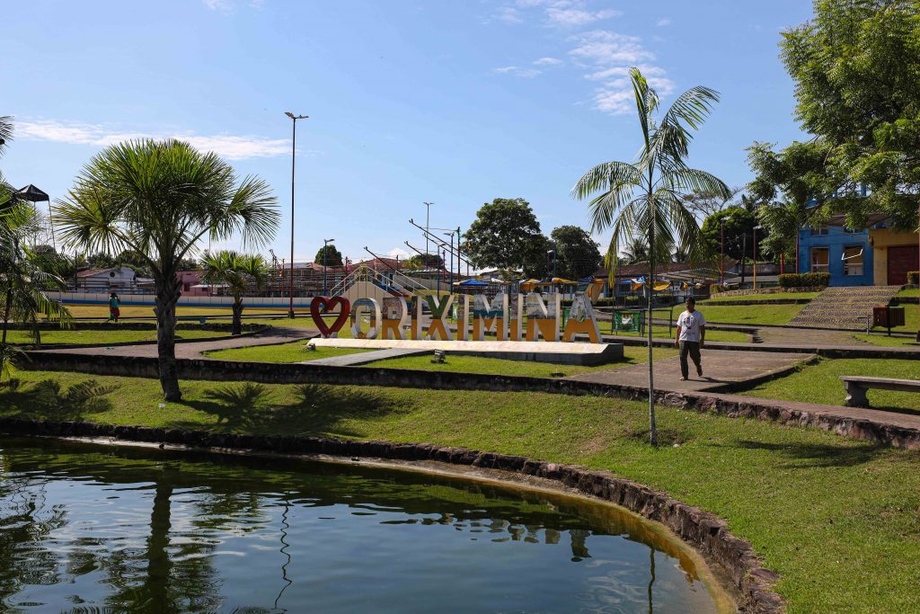 Edital prevê salários de até R$ 2,5 mil. Oportunidades são para profissionais de níveis fundamental, médio e superior. Foto: Marcelo Seabra/Agência Pará Edital prevê salários de até R$ 2,5 mil. Oportunidades são para profissionais de níveis fundamental, médio e superior. Foto: Marcelo Seabra/Agência Pará