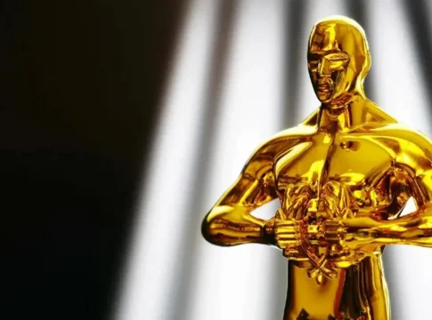 Foi o relógio virar 00h que a torcida por "Ainda Estou Aqui" começou a contar os minutos e segundos para o Oscar, que acontece daqui a poucas horas.