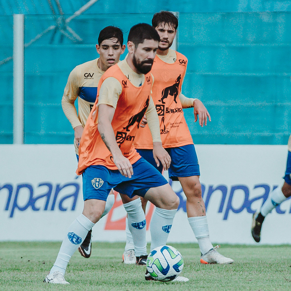 Ricardinho exalta que é preciso manter o foco no trabalho e não pensar mais em derrota. Foto: John Wesley/PSC