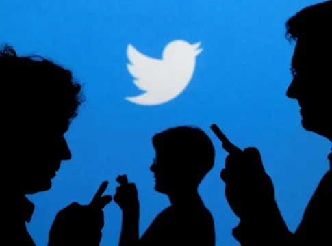 Os usuários do Twitter passaram a ter um limite diário de leitura. O anúncio foi feito neste sábado (1º) pelo dono da rede social, Elon Musk. Foto: Divulgação