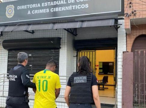 Segundo as investigações, o indiciado realizava ligações de vídeo chamada por meio do aplicativo de mensagens WhatsApp e exibia seu órgão para as vítimas, que procuraram a PC e fizeram a denúncia. Foto: PCPA