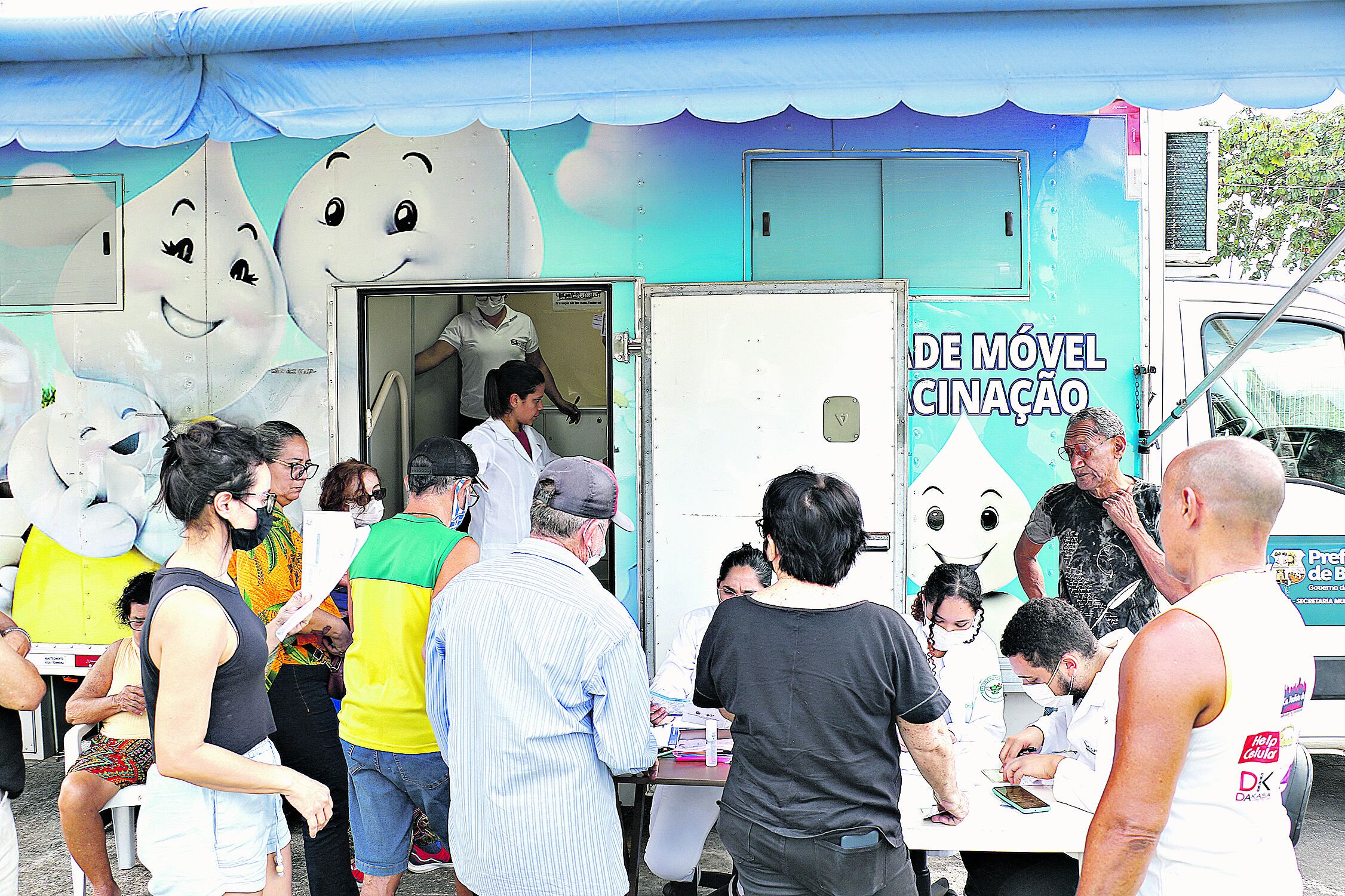 Nova fase da campanha de imunização contra a Covid-19 iniciou ontem na capital, com a aplicação da Pfizer bivalente para determinadas pessoas. Foto: Celso Rodrigues/ Diário do Pará.