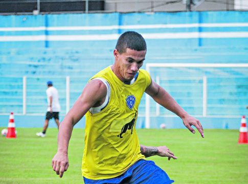 Vinícius deve chegar a Belém na próxima terça-feira, dia 14, para assinar contrato de dois anos com o Papão. Foto: Paysandu/divulgação