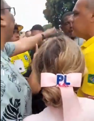 O deputado foi barrado do encontro com Bolsonaro