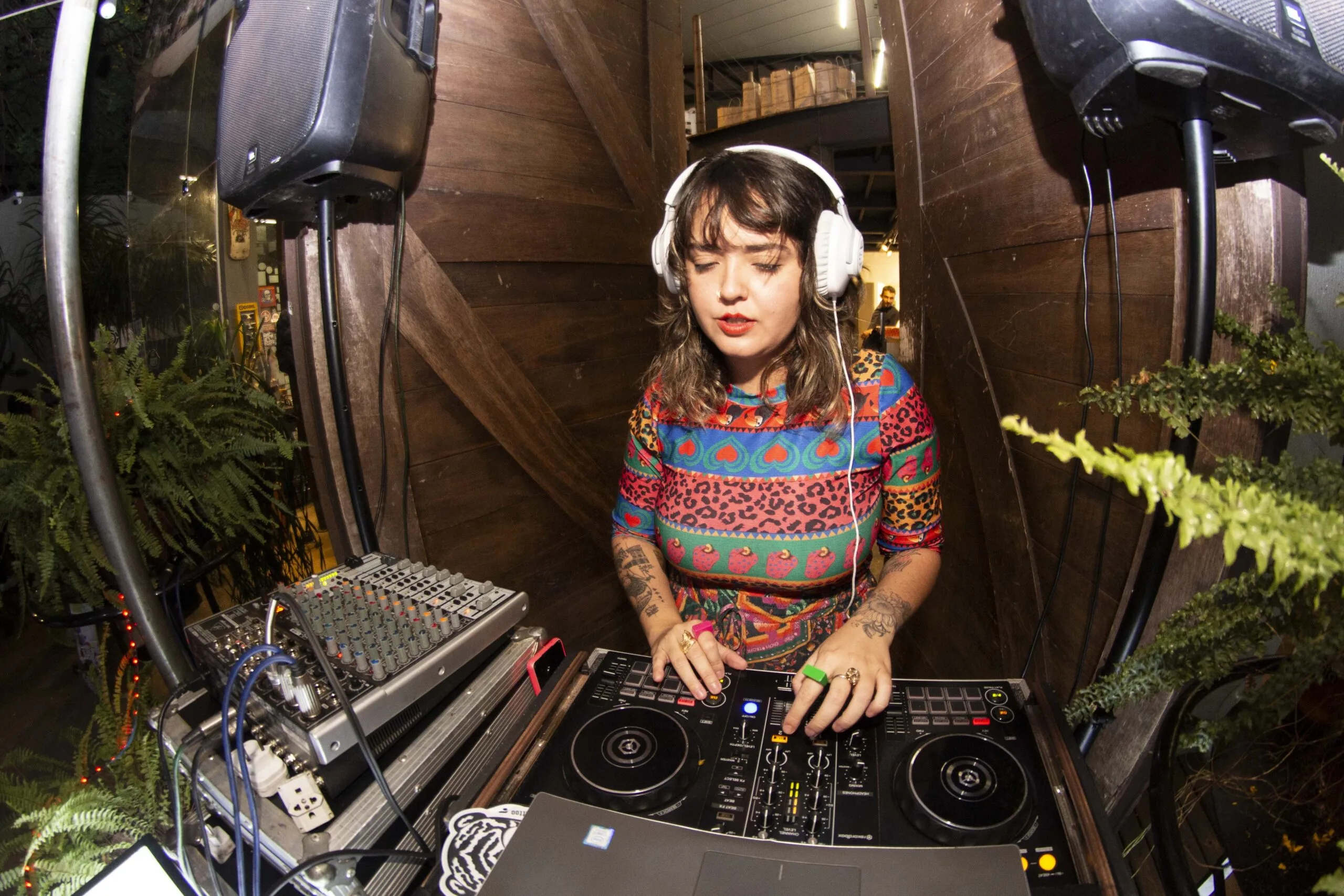 DJ Gabi Matos levará o tecno-brega para o Festival Turá, em São Paulo, neste domingo