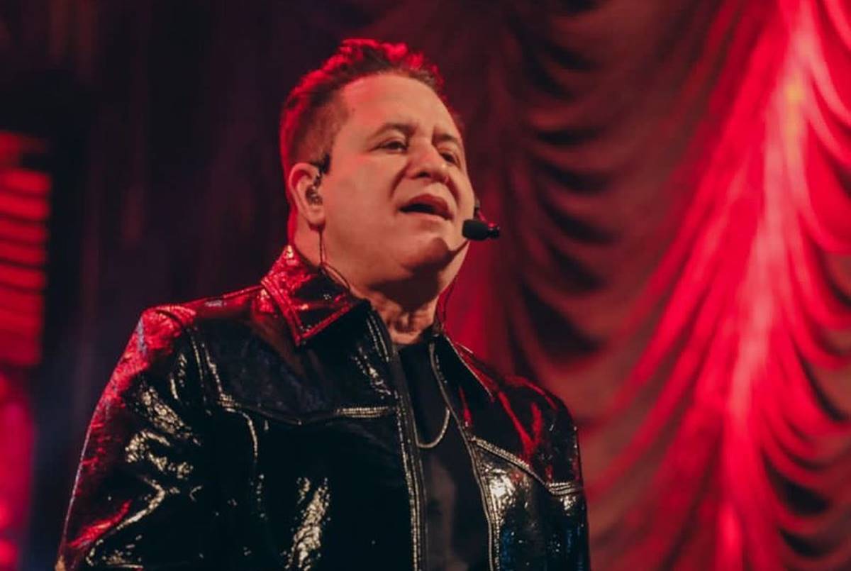 O cantor Marrone, que faz dupla com Bruno, precisou ser submetido a uma cirurgia após cair do palco durante um show em Goiânia