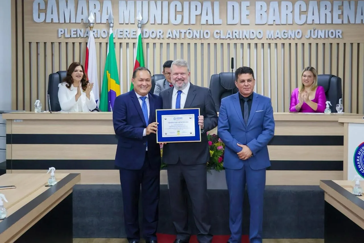 Título de honra foi entregue no plenário da Câmara Municipal de Barcarena em reconhecimento ao CEO e à Hydro por impactos positivos e iniciativas transformadoras no município
