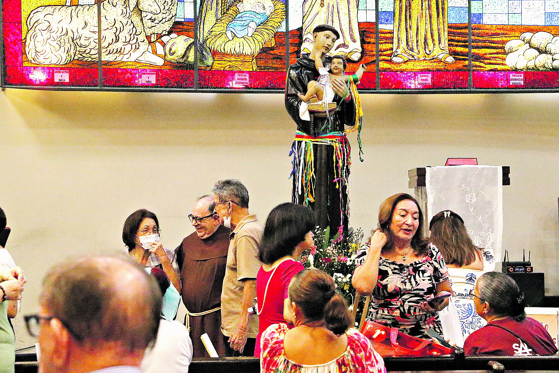 O “santo casamenteiro”, leva centenas de devotos à igreja nessa data, todos os anos. Foto: Antonio Melo