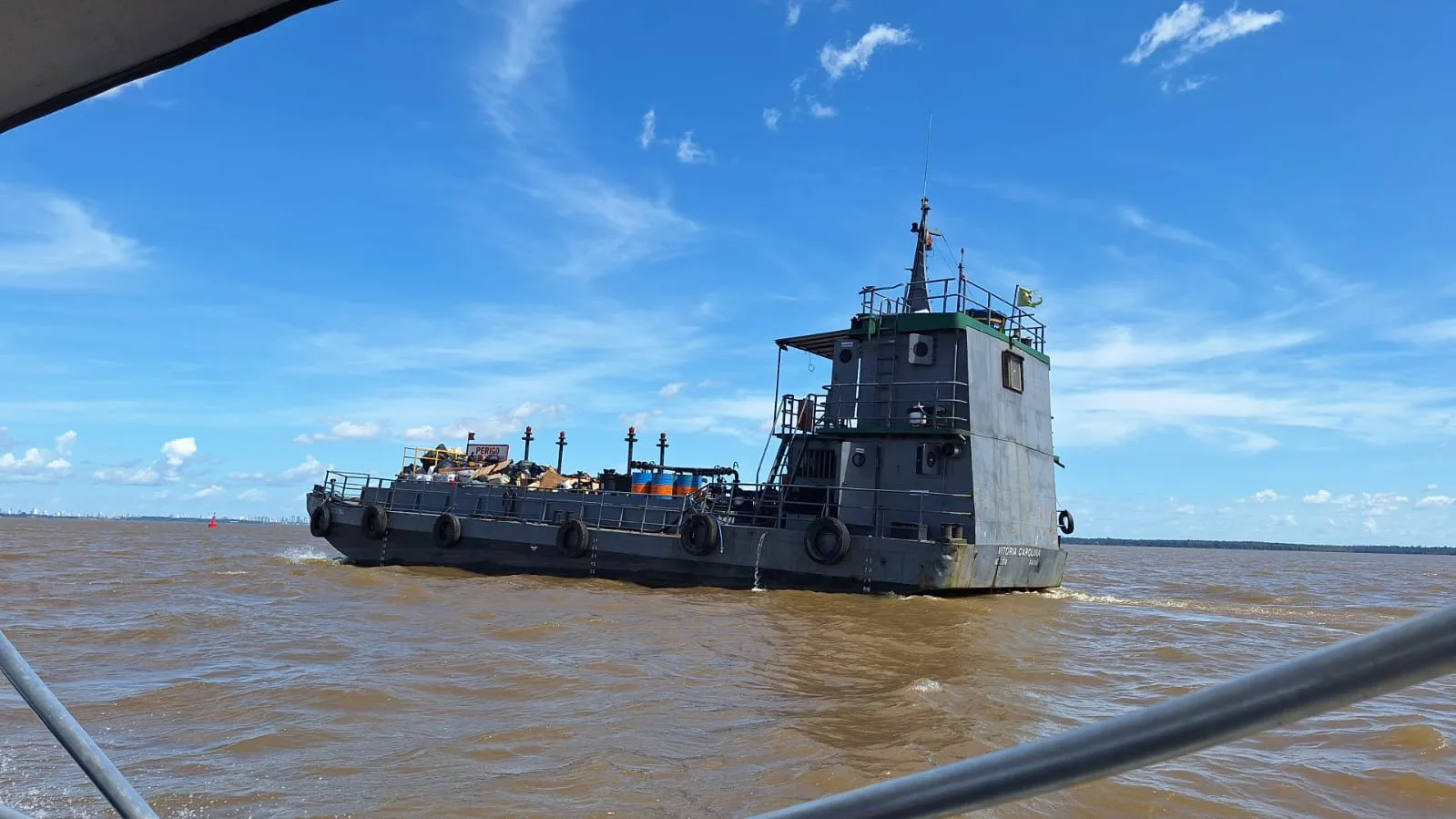 Dupla é presa por transporte irregular de lixo em Icoaraci