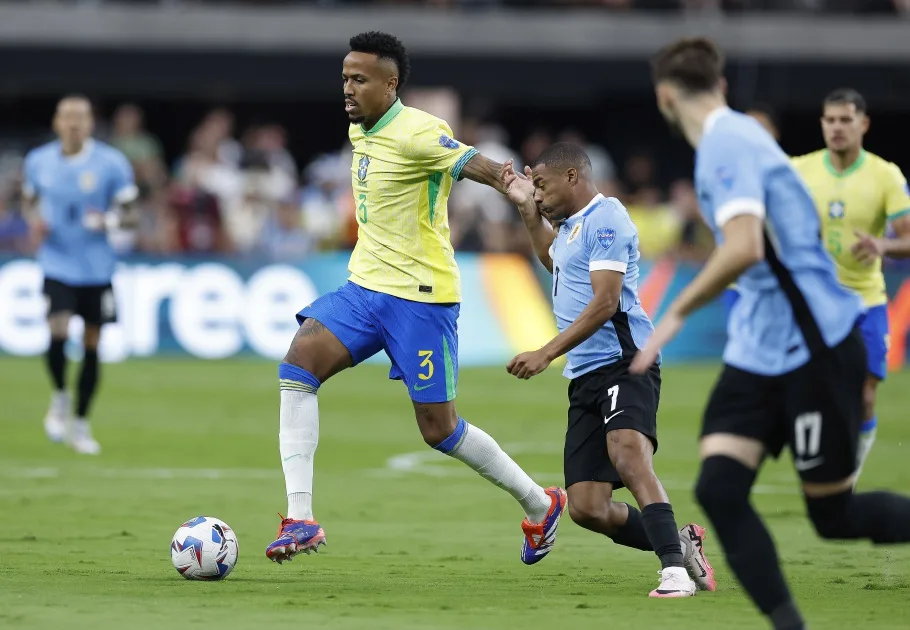 Éder Militão durante a partida entre Brasil e Uruguai pela Copa América
Créditos: Rafael Ribeiro/CBF