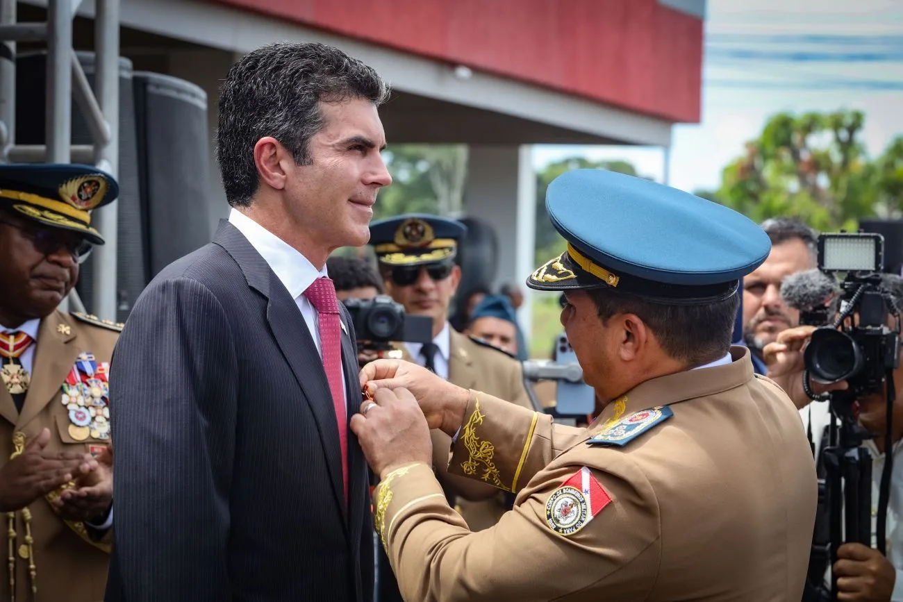 Mais de 100 militares e civis foram homenageados com medalhas, que destacam a excelência das ações realizadas para o fortalecimento da corporação no Pará. Foto: Marco Santos/Ag. Pará