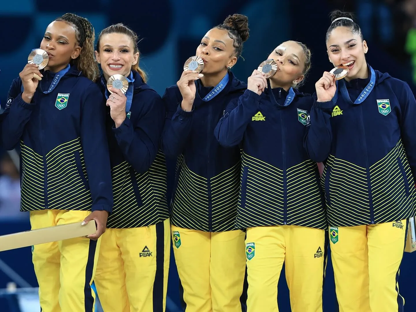 Nesta terça-feira (30), a ginástica artística brasileira fez história ao ganhar a medalha de bronze na final por equipes.