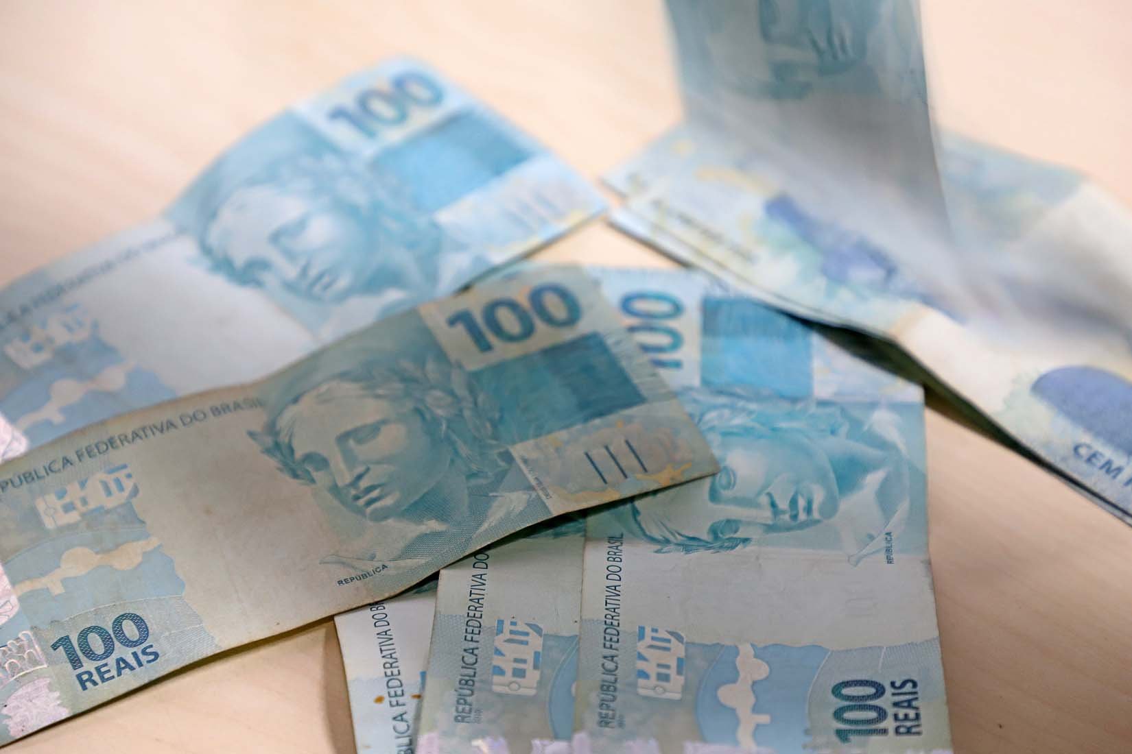 83,48% das novas negativações registradas em maio de 2025 foram de consumidores reincidentes — ou seja, que já haviam sido negativados nos últimos 12 meses.