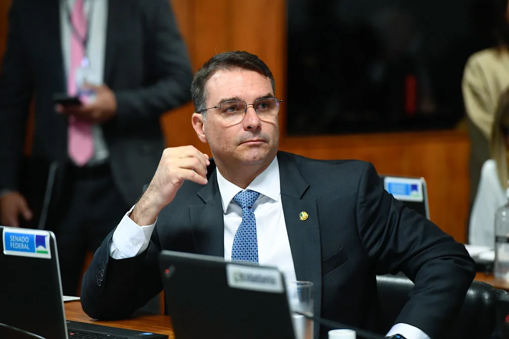 Flávio Bolsonaro continua sendo investigado pela Receita Federal

FOTO: Roque de Sá/Agência Senado