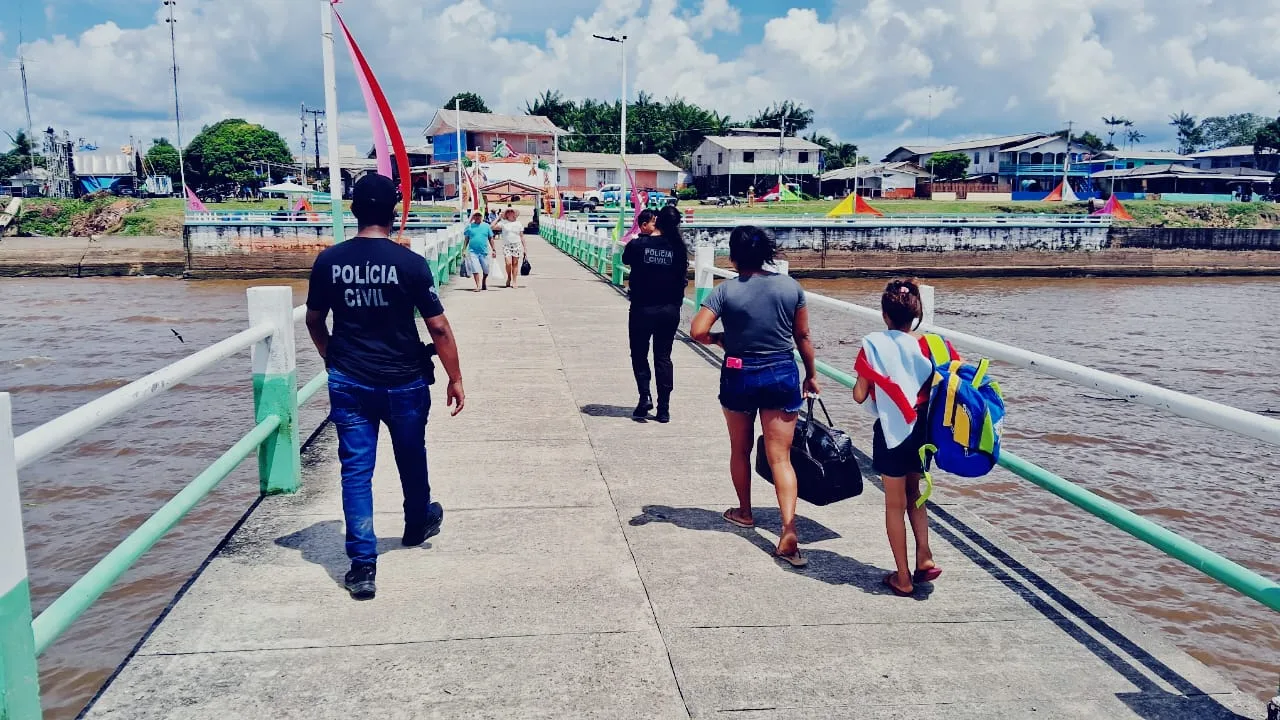 A Polícia Civil de Chaves na ilha do Marajó está à procura de Jorge Luiz Figueiredo dos Santos, conhecido como "Zolinho", pelo crime de cárcere privado