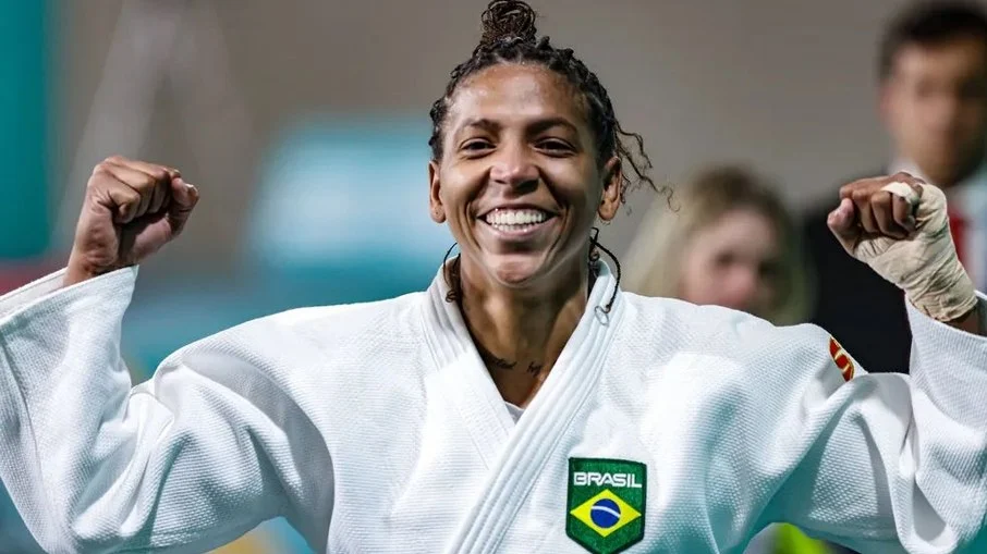 A brasileira Rafaela Silva perdeu para a japonesa Haruka Funakubo na disputa do bronze. A luta foi bastante disputada e chegou ao golden score.