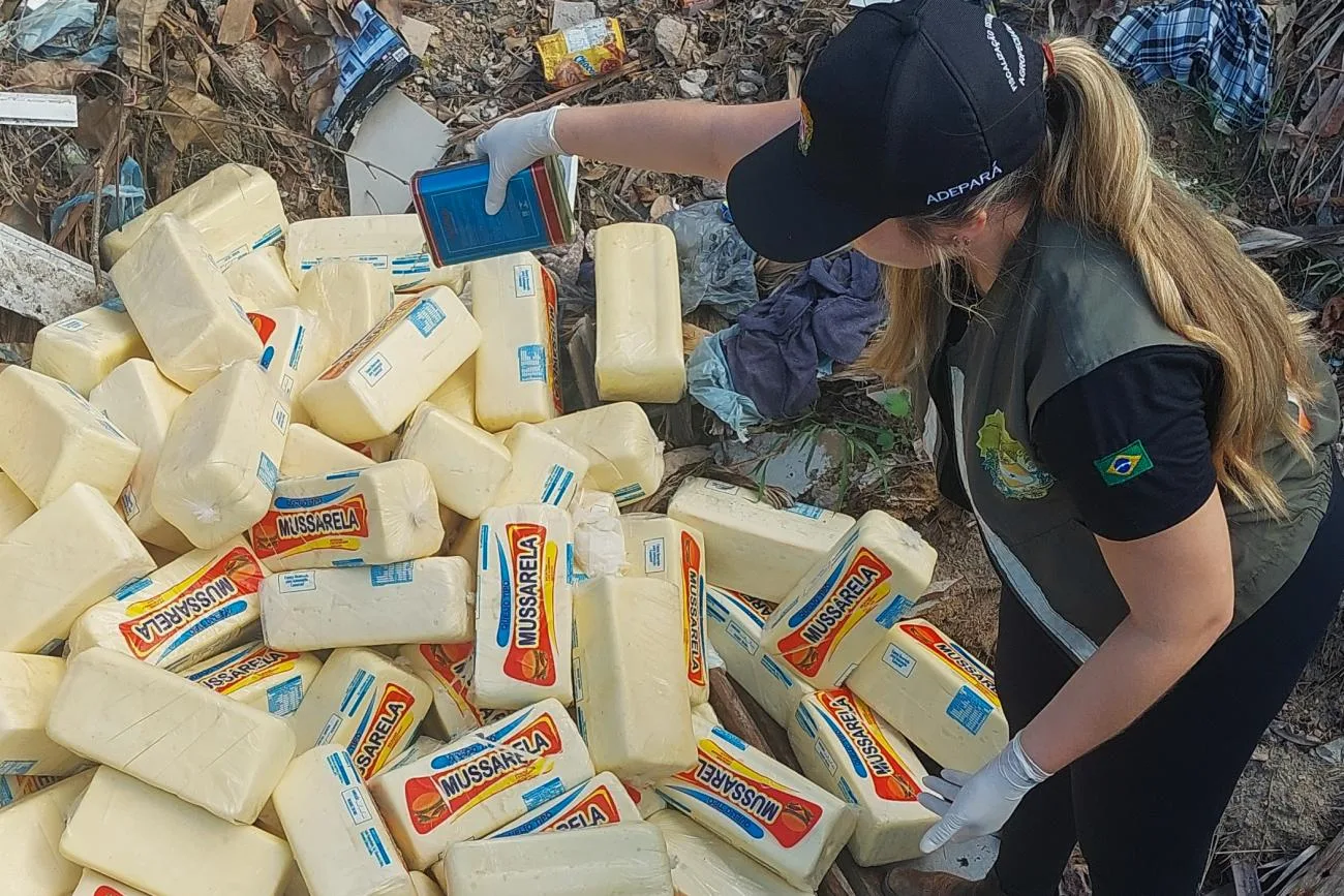 O produto teria sido produzido em uma queijaria de Rondon do Pará e seria comercializado em um supermercado de Mãe do Rio


