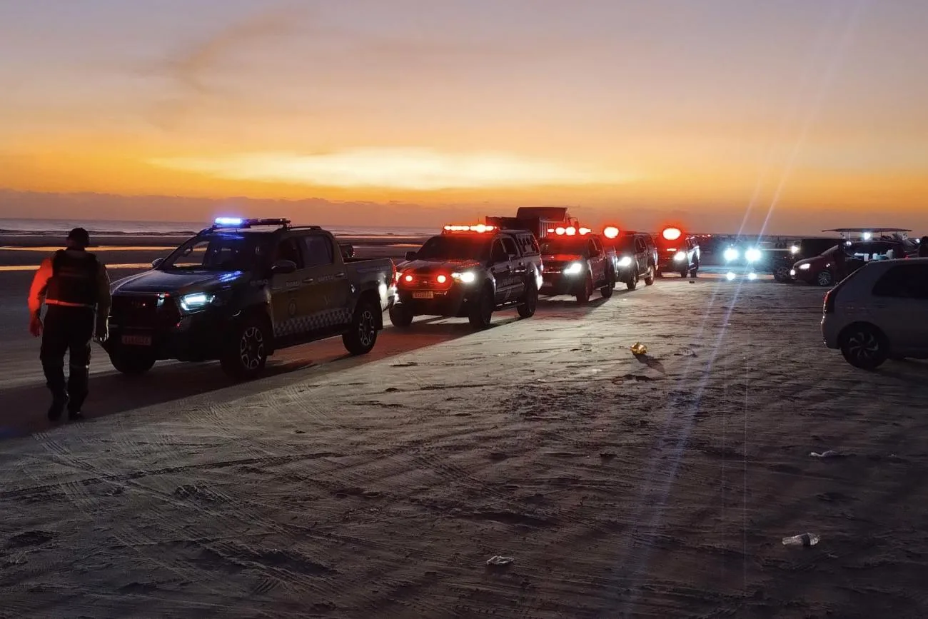 Entrada de carretinhas e aparelhos sonoros na área da praia durante o restante do mês de julho está proibida