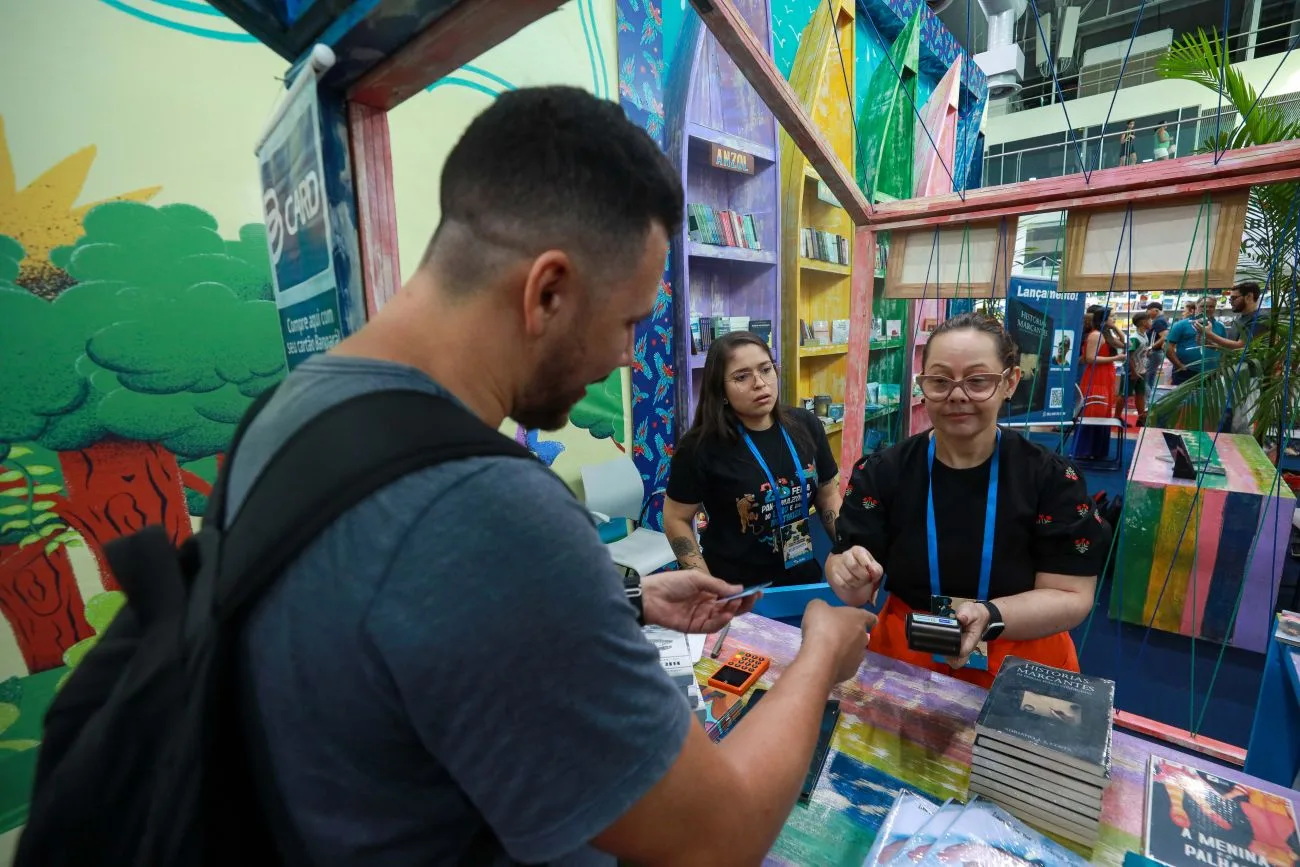 O valor de R$ 200,00 para utilização no evento cultural contempla servidores efetivos da rede estadual de ensino