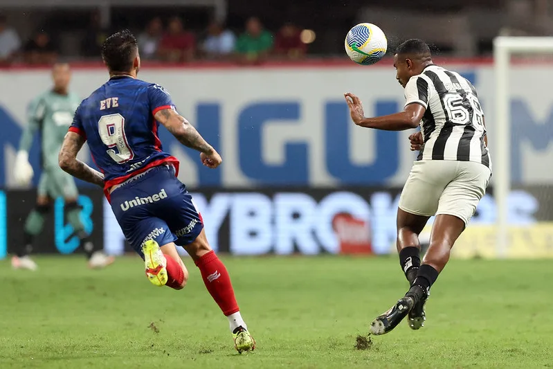 O Bahia venceu o Botafogo por 1 a 0 na noite desta quarta-feira (7), na Arena Fonte Nova, e avançou para as quartas de final da Copa do Brasil.