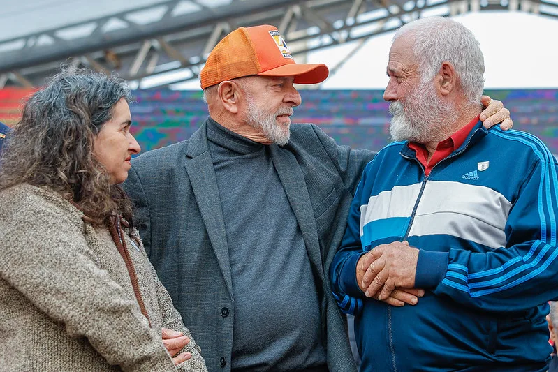 Presidente da República, Luiz Inácio Lula da Silva, durante cerimônia de anúncio da aceleração das obras e adiantamento das entregas de Unidades Habitacionais do “Minha Casa, Minha Vida”, no Empreendimento Morada da Fé. Porto Alegre - RS. 

Foto: Ricardo Stuckert / PR