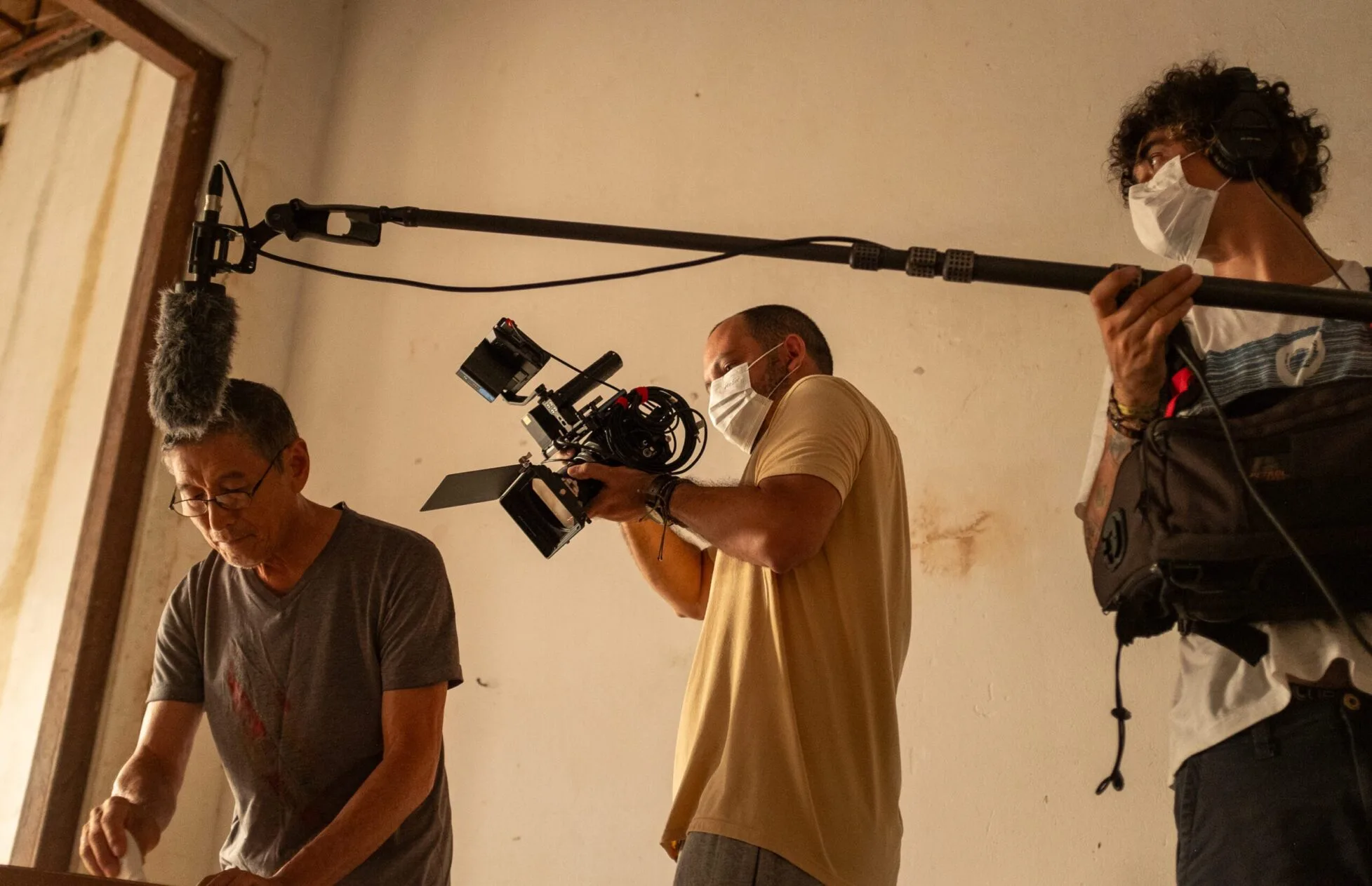 O fotógrafo Miguel Chikaoka, fundador da Associação Fotoativa, é um dos 13 perfilados na série. FOTO: MARAHU FILMES/DIVULGAÇÃO