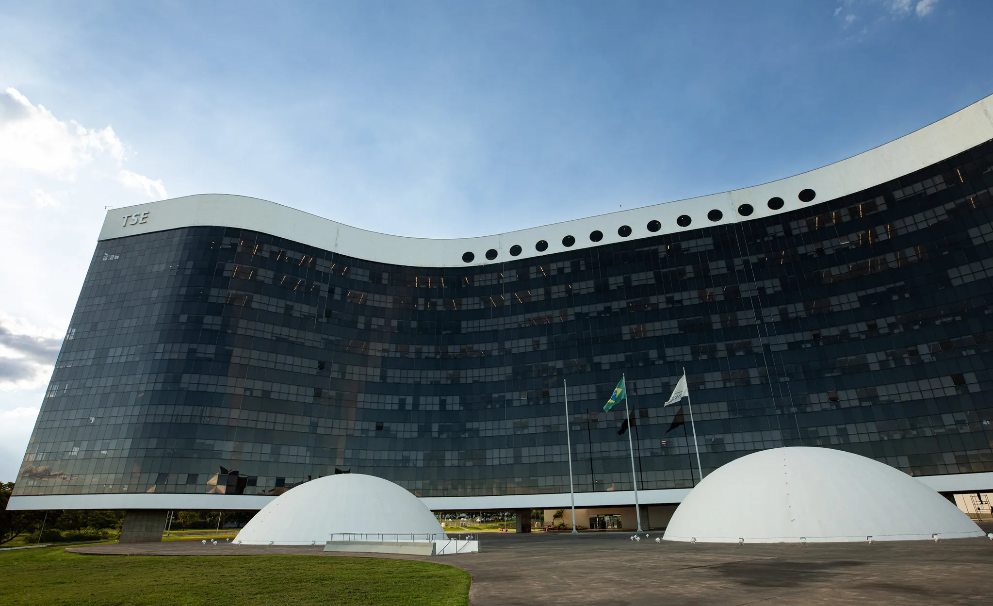 Do total de inscrições, a maioria é para o cargo de técnico judiciário. Provas ocorrem no dia 8 de dezembro