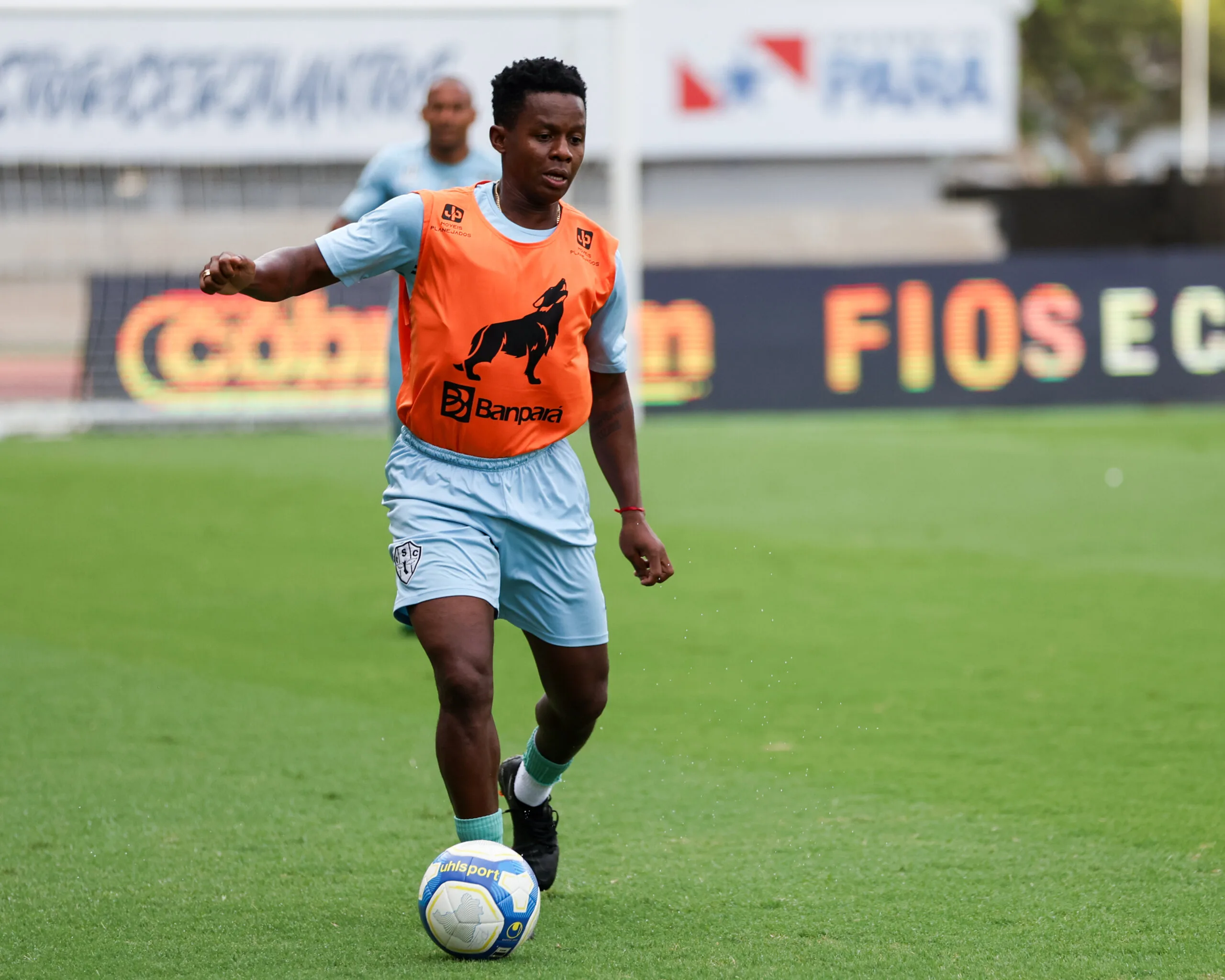 Cazares estará em campo contra o ex-clube - Foto: Jorge Luis Totti/PSC