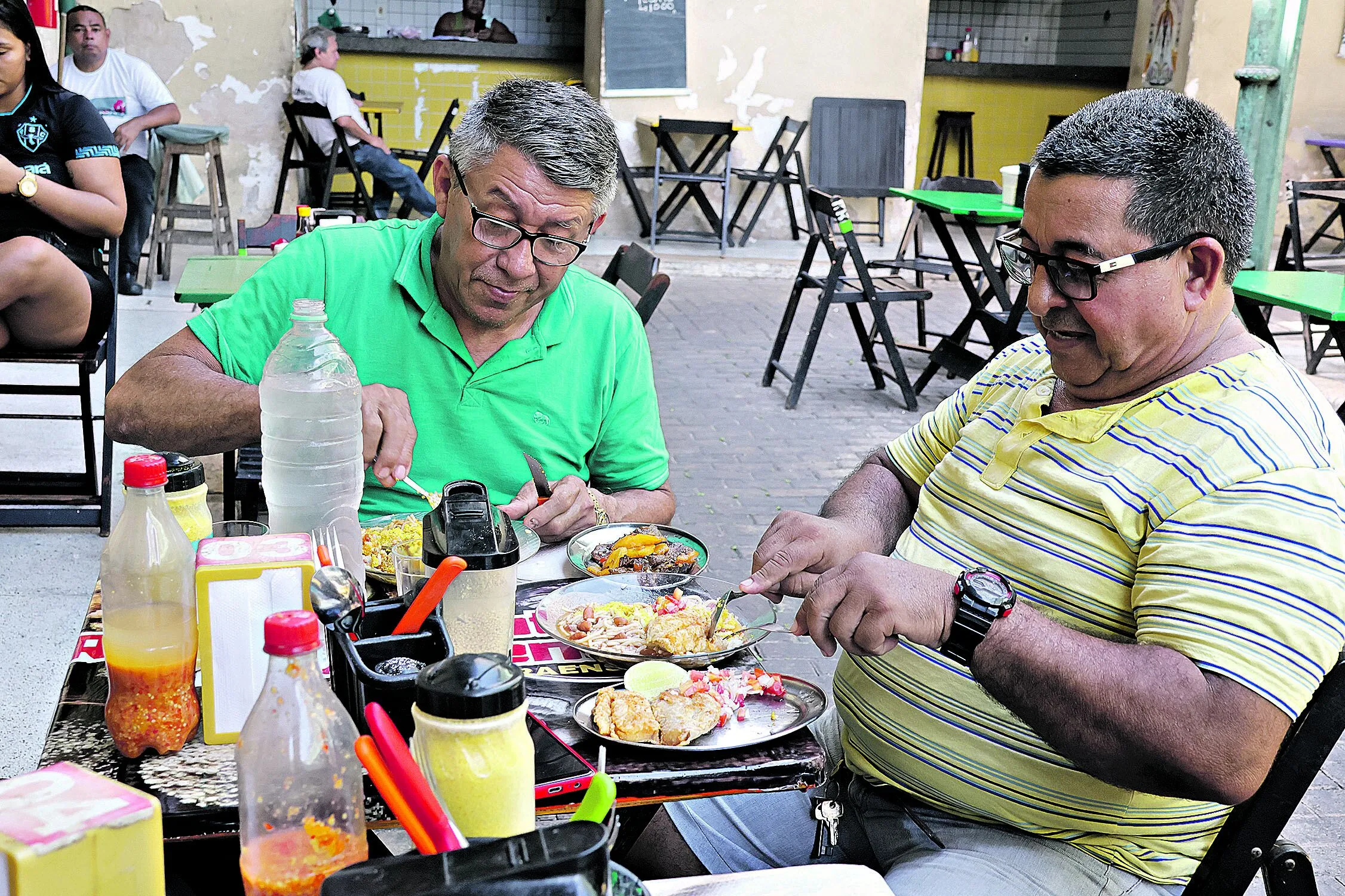 Segundo pesquisa, o preço médio da refeição nas ruas da capital é de R$ 41,41, valor 12% maior que em 2023. Foto: Irene Almeida/Diário do Pará.