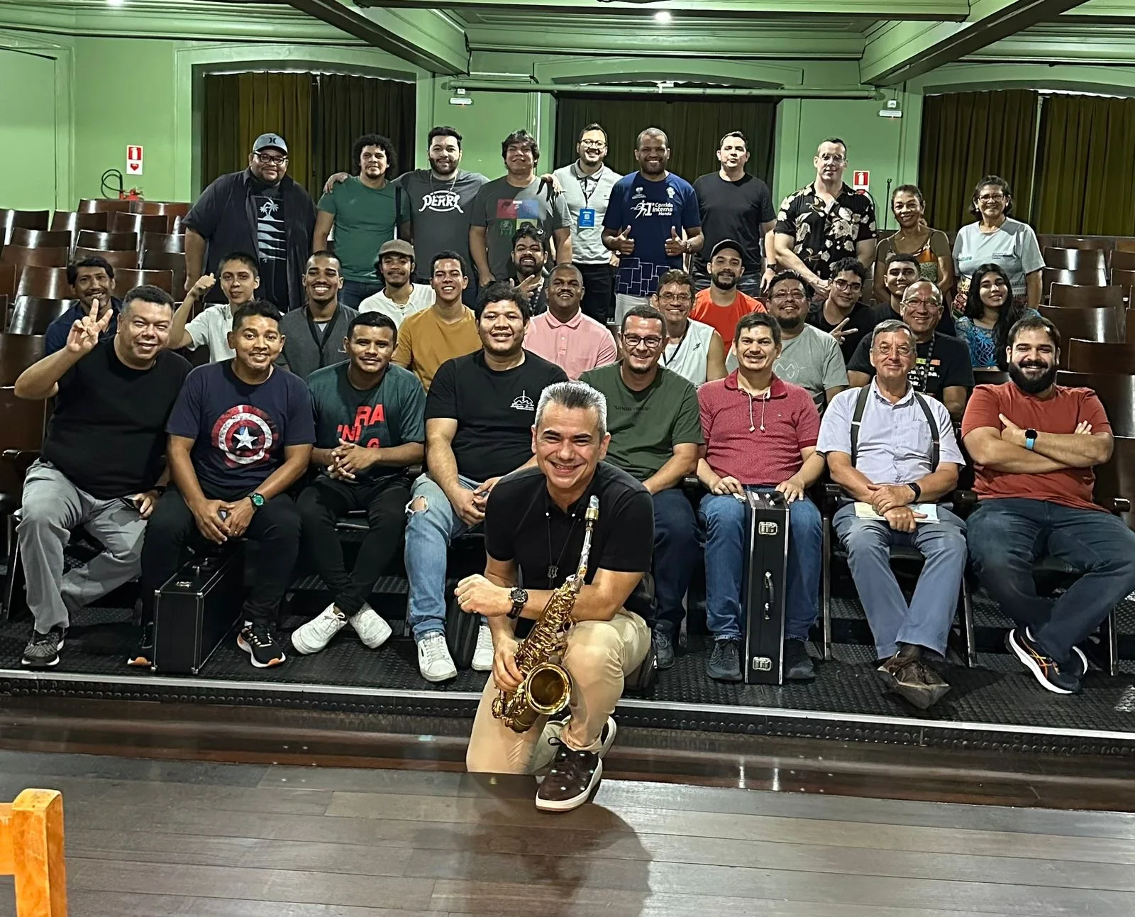 O saxofonista Elias Coutinho, maestro da AJB, também ministrou workshop sobre improvisação no saxofone. FOTO: DIVULGAÇÃO

